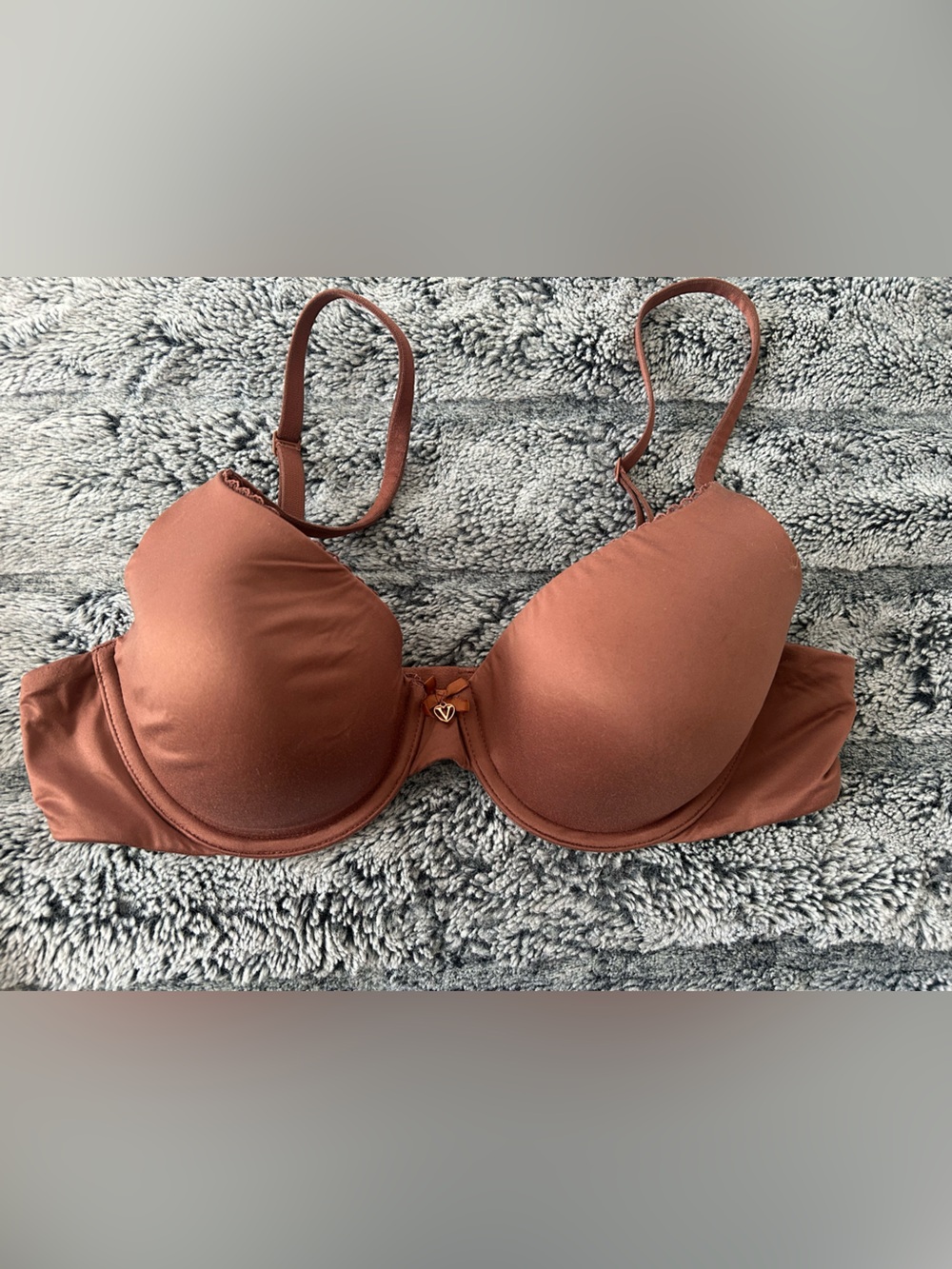Victoria Secret Underwire Bra in Rust Brown